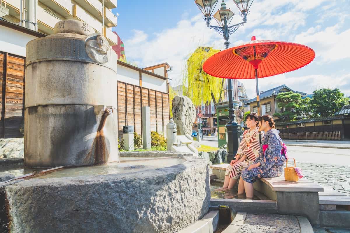 道後放生園・足湯