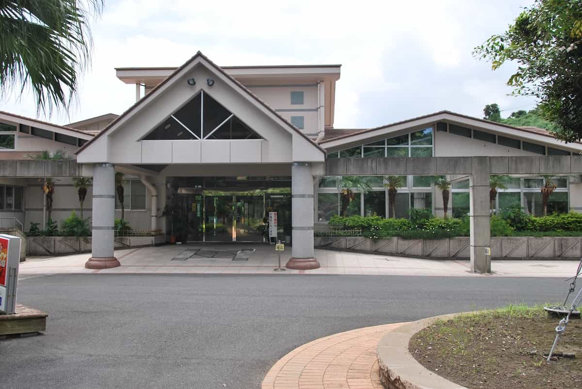 Healthy Land (Scheduled to resume operations on October 26)