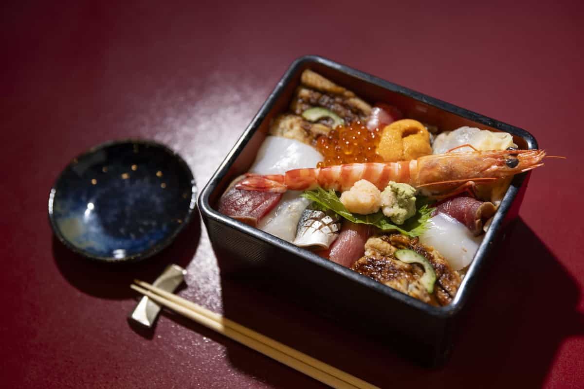 蛇の市本店