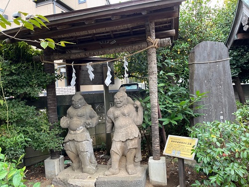 服部半蔵奉納の仁王像
