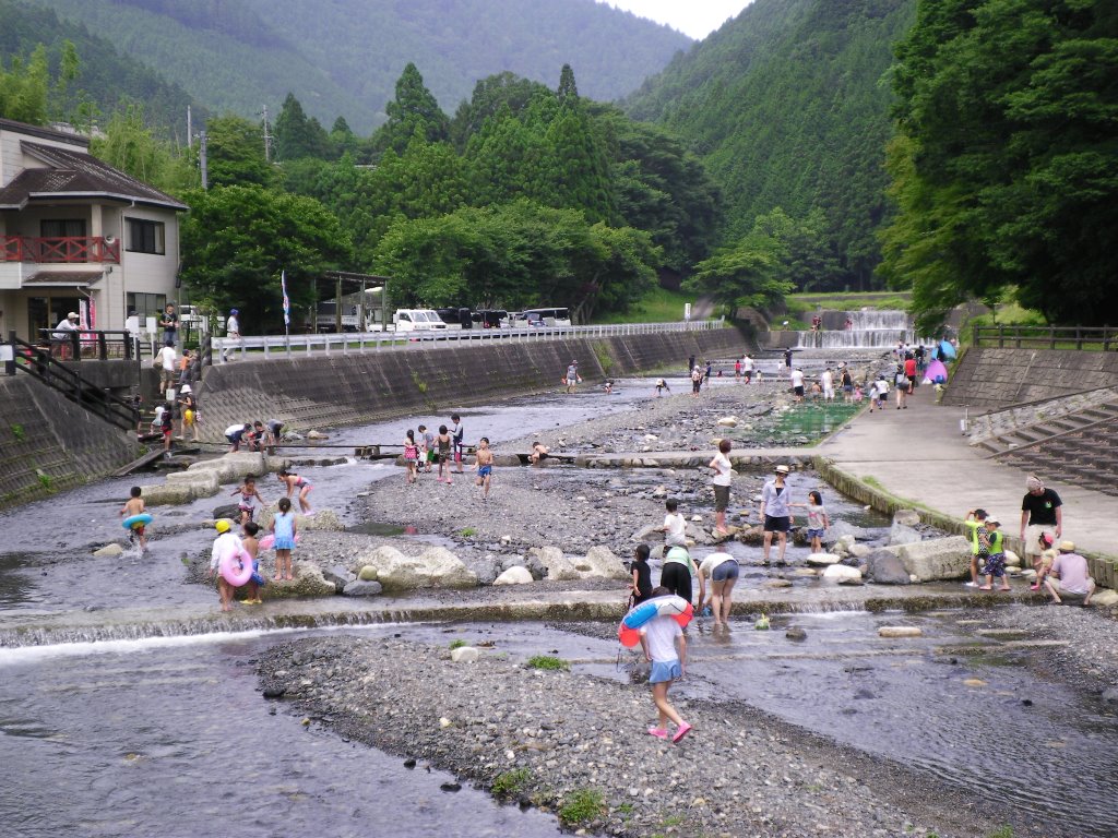 黒滝遊漁場