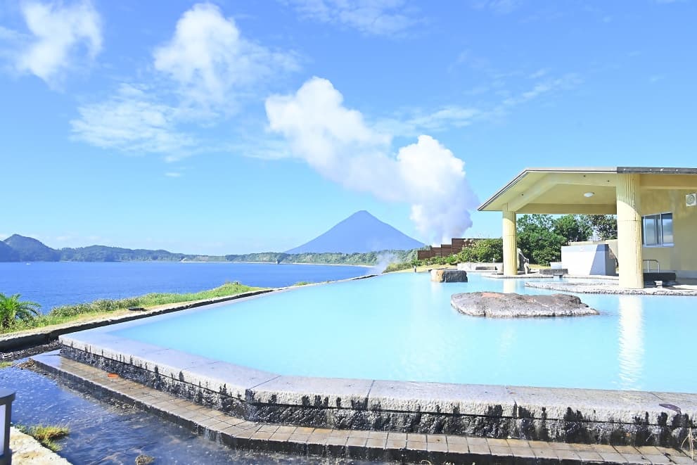 Tamate-bako Open-air Onsen @Healthy Land (Currently Closed)