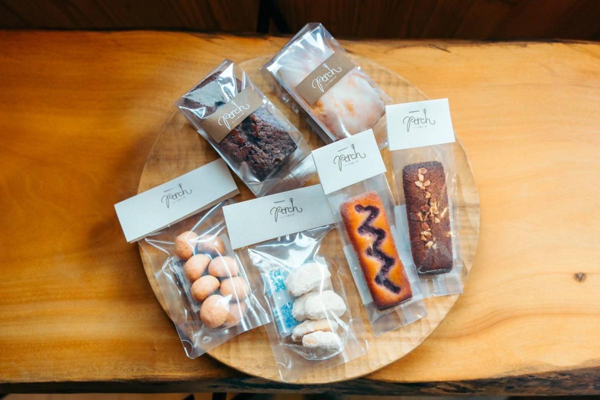 Small Confectionery Workshop “porch”