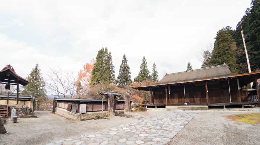 照蓮寺（しょうれんじ）