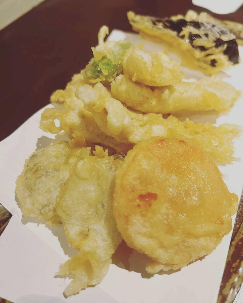 「食・楽・酒・家 炉辺人」　別館