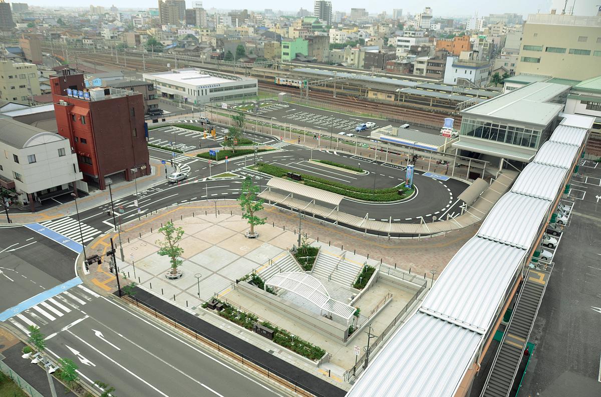大垣駅北口広場