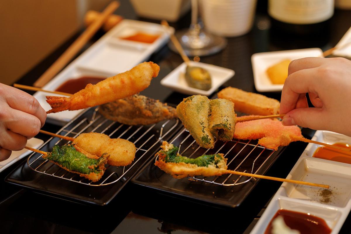 串かつ専門店　嵐山串文（串かつ）