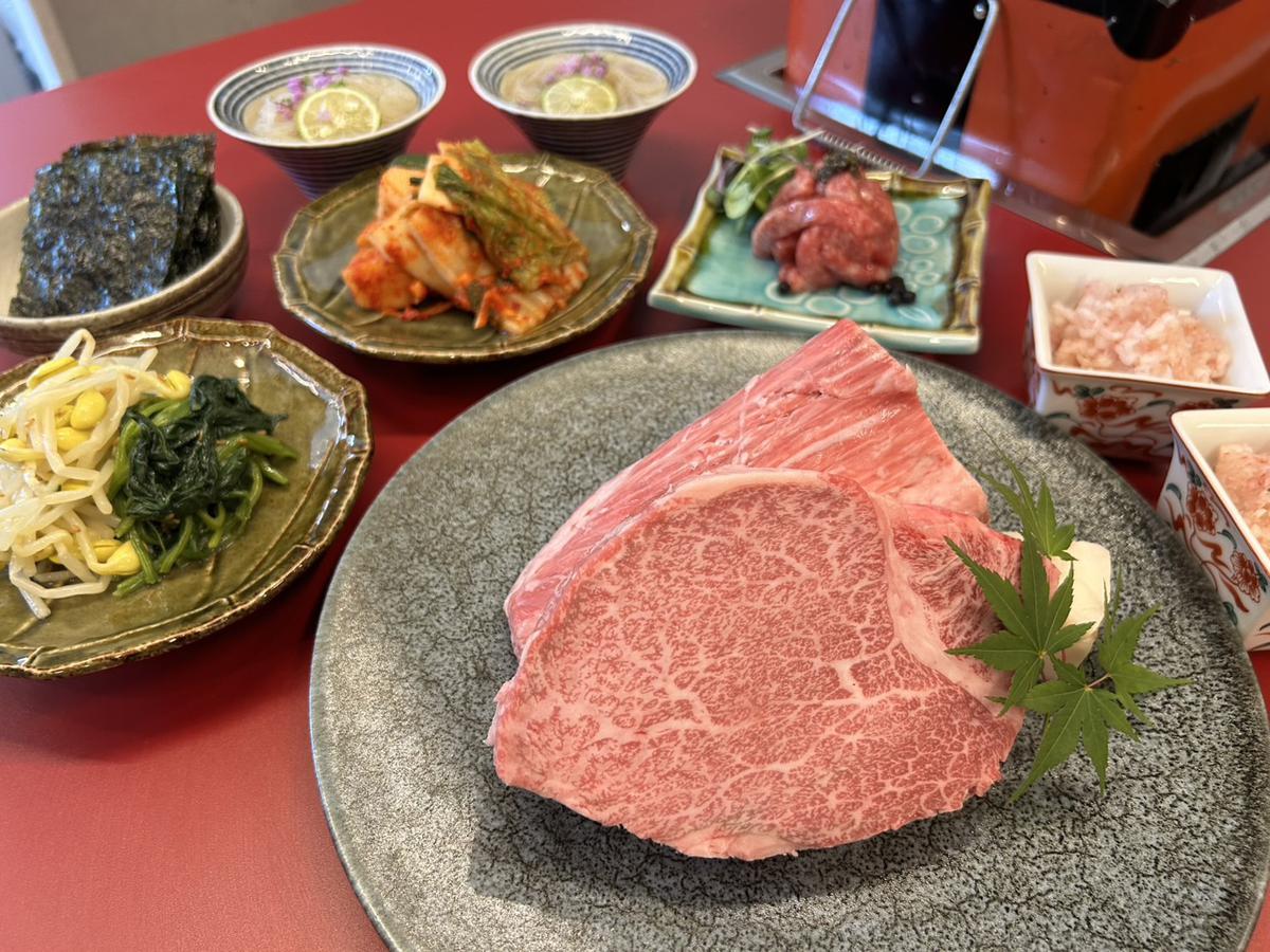ヒレ焼肉　京都園（焼肉）